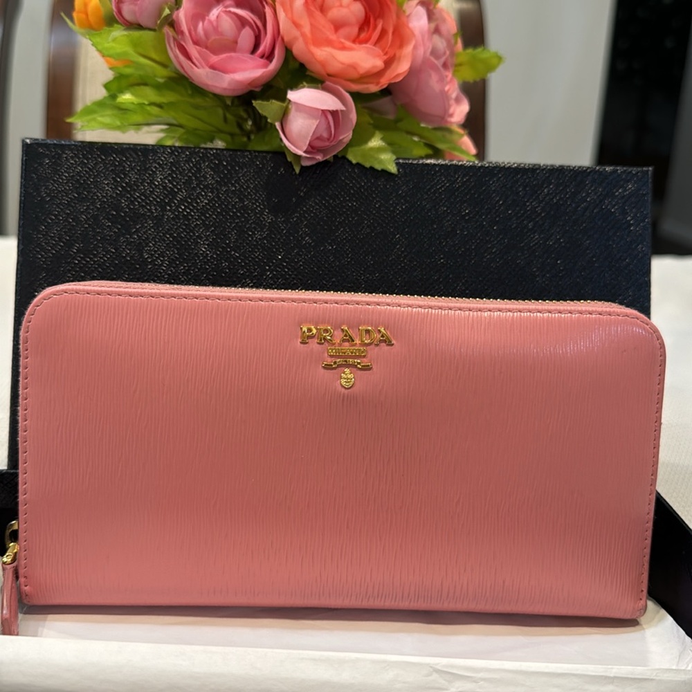 Authentic Prada Zippy Wallet With Box And Authent… - image 3
